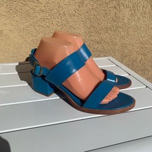 Brooks Brothers blue leather sandals block heel size 9